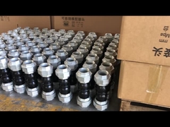 المفاصل المكافئة المختومة المكافئة مع المفاصل الحية الملفوفة